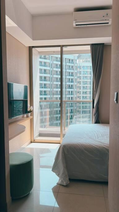 Cozy Studio Suite In Taman Anggrek Residences Jakarta Ngoại thất bức ảnh